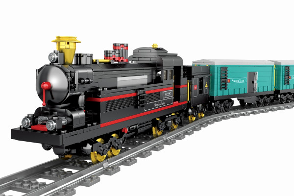 Kazi 98226 - Dampflokomotive mit Güterwaggons und Schienenkreis